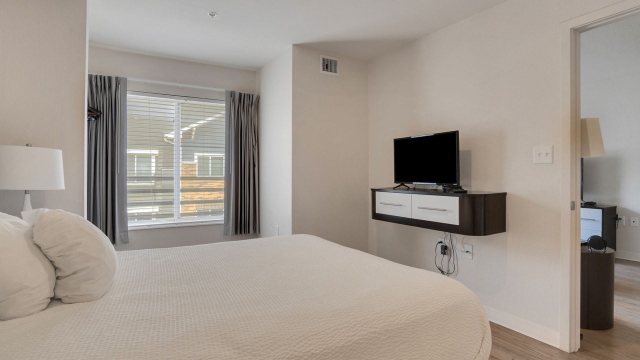 Photo of Bedroom in Far North Central