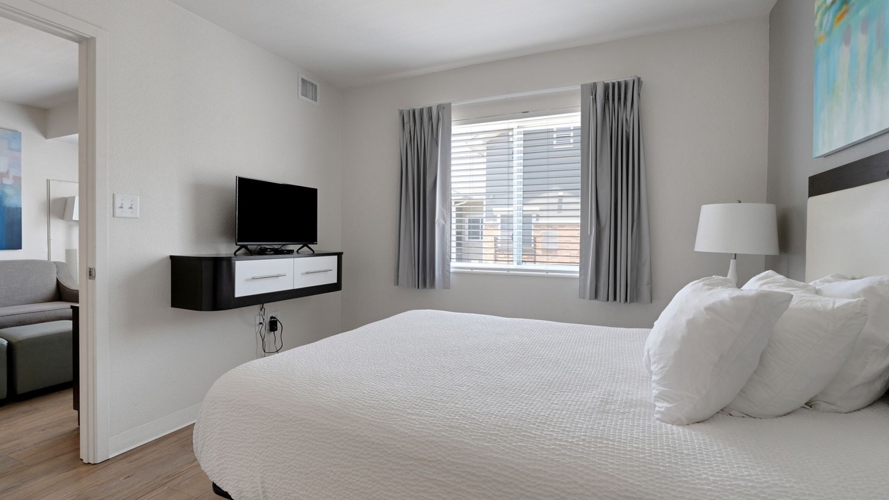Photo of Bedroom in Far North Central
