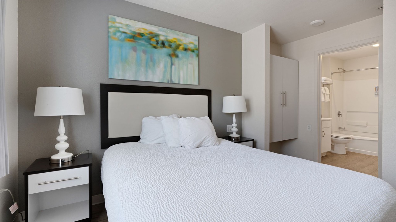 Photo of Bedroom in Far North Central