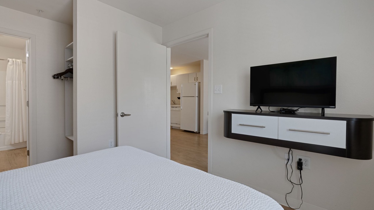 Photo of Bedroom in Far North Central