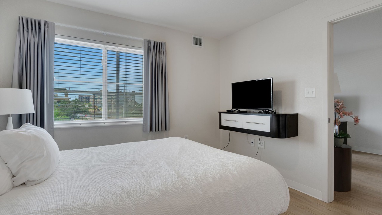 Photo of Bedroom in Far North Central