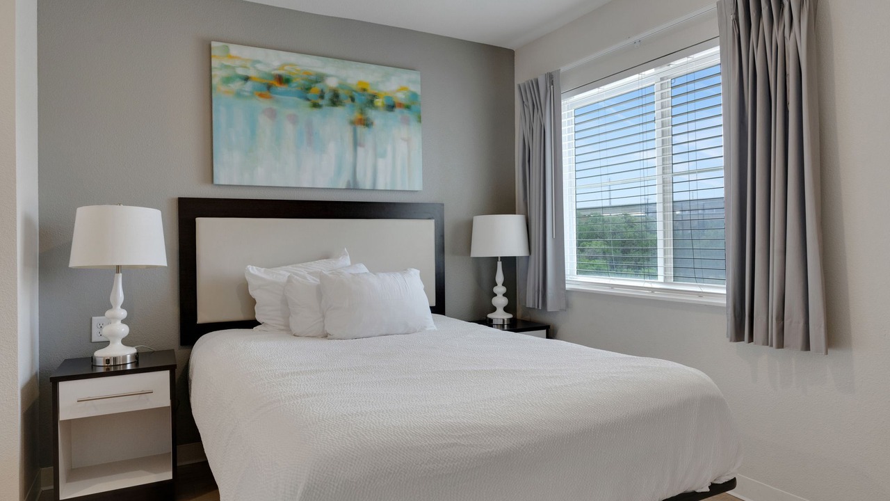Photo of Bedroom in Far North Central