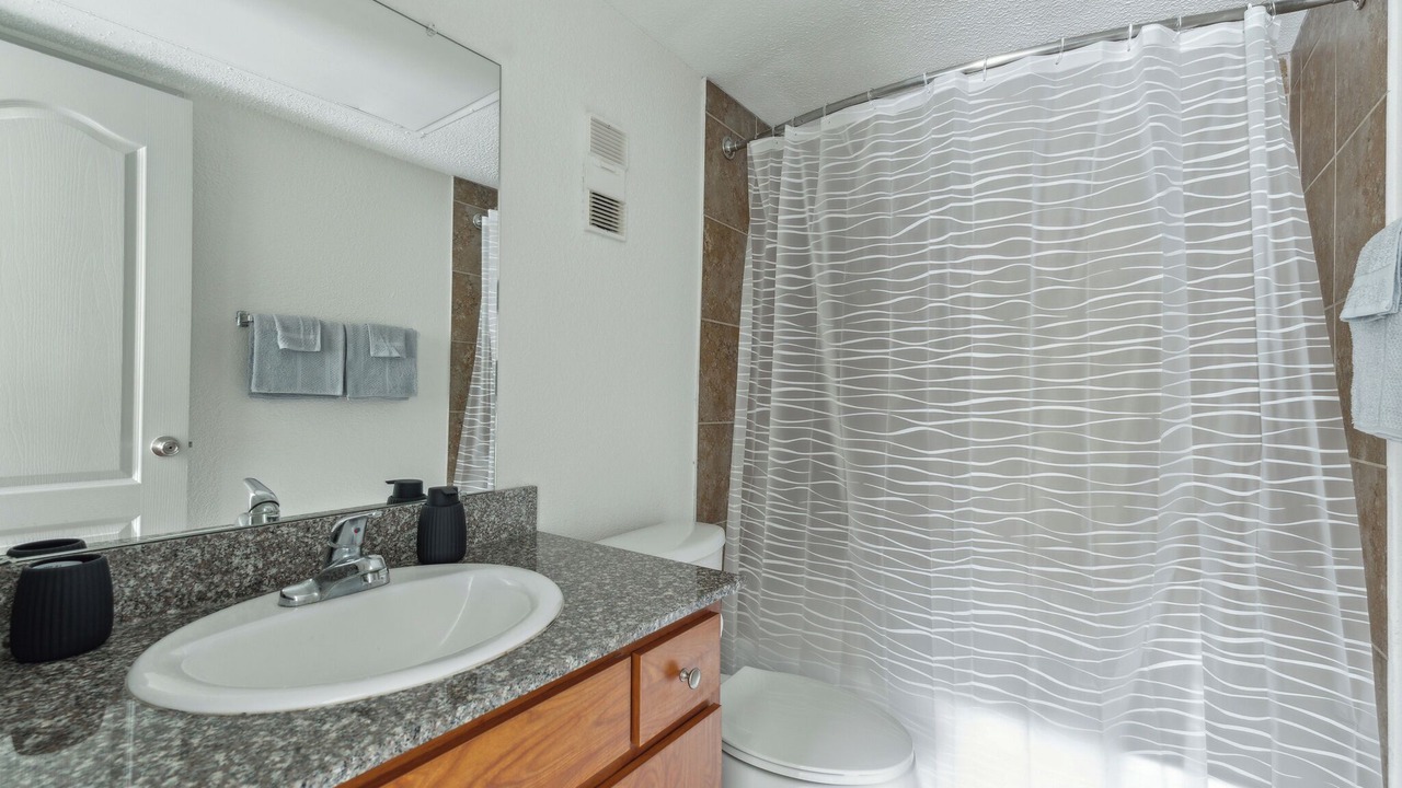 Photo of Bathroom in Clodine