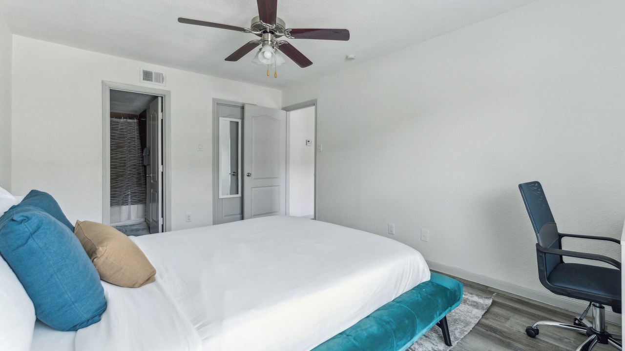 Photo of Bedroom in Clodine