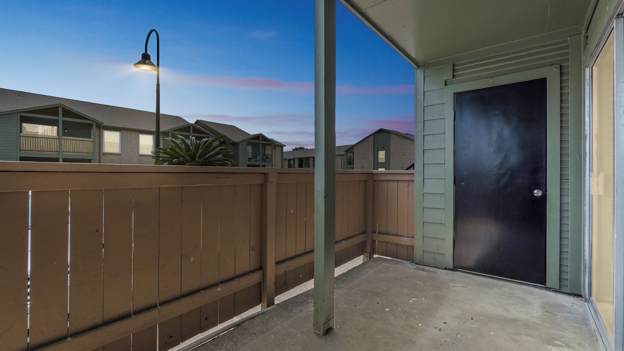 Photo of Patio Balcony in Clodine