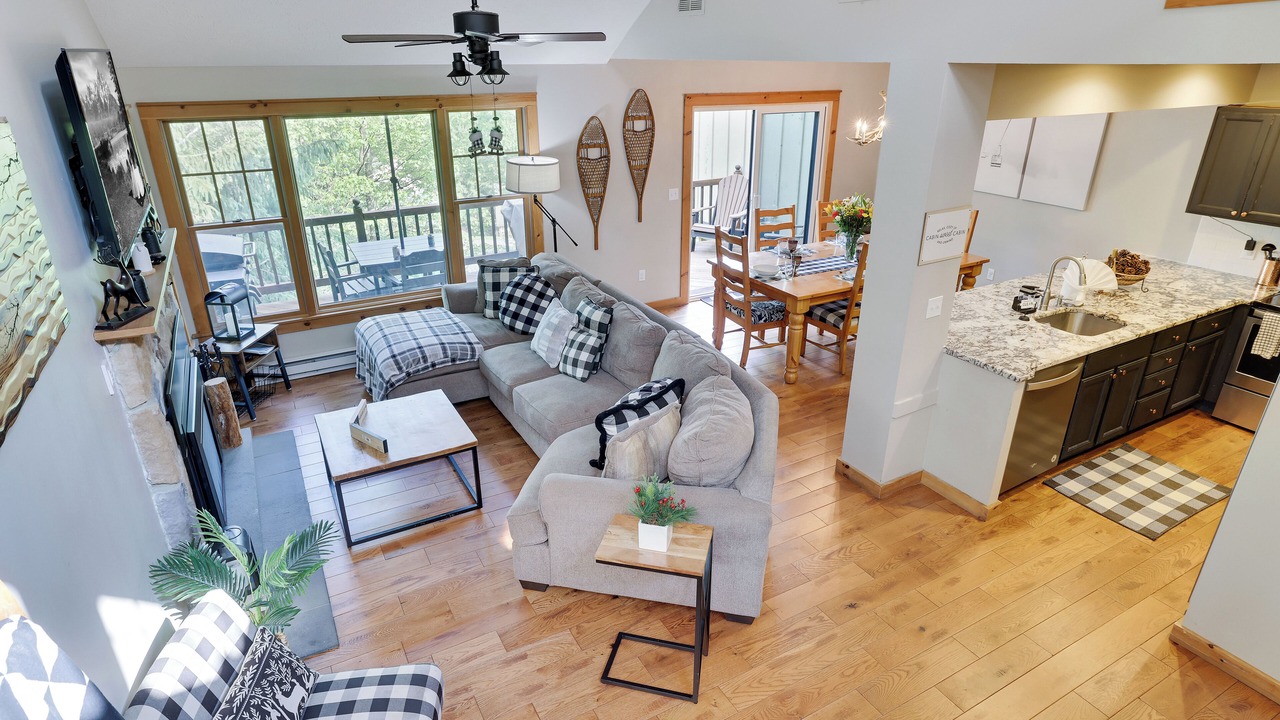 Photo of Livingroom in Tannersville