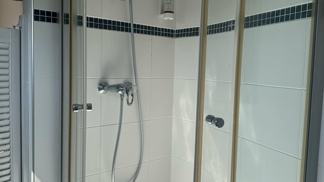 Photo of Bathroom in Seclin