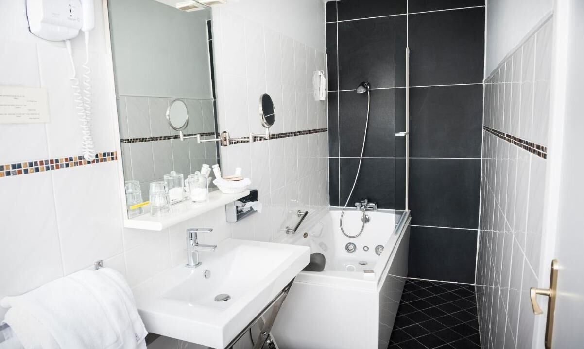 Photo of Bathroom in Seclin