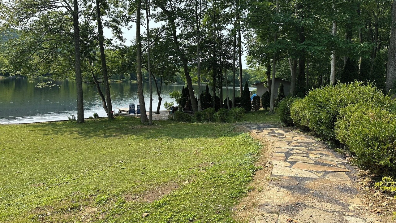 Photo of Outdoor in Kabletown