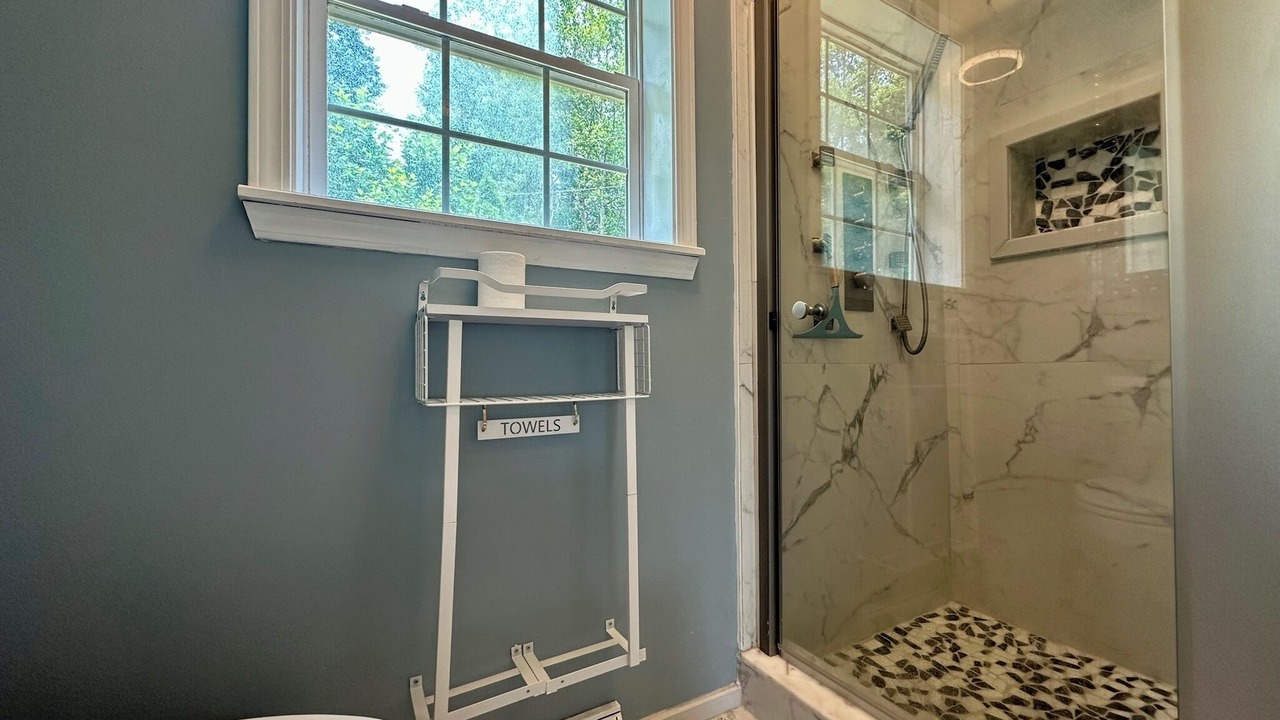Photo of Bathroom in Kabletown