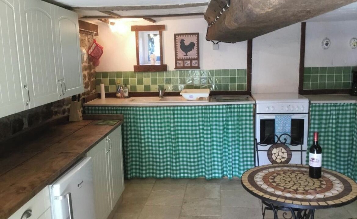 Photo of Kitchen in Colombiers-du-Plessis