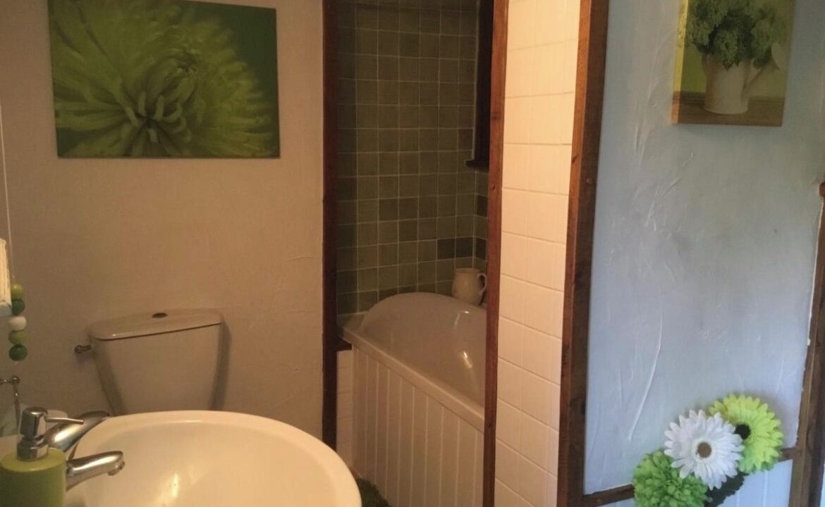 Photo of Bathroom in Colombiers-du-Plessis