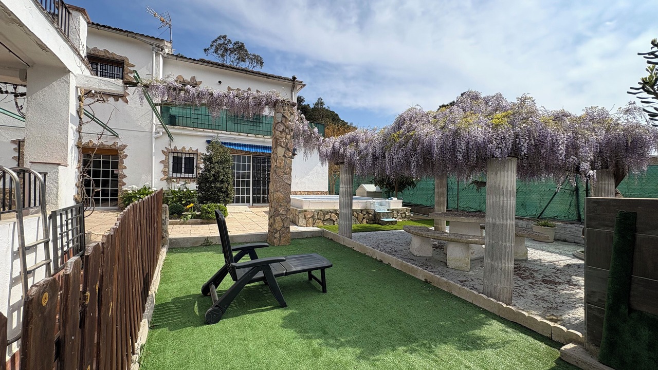 Photo of Patio Balcony in Puigventos