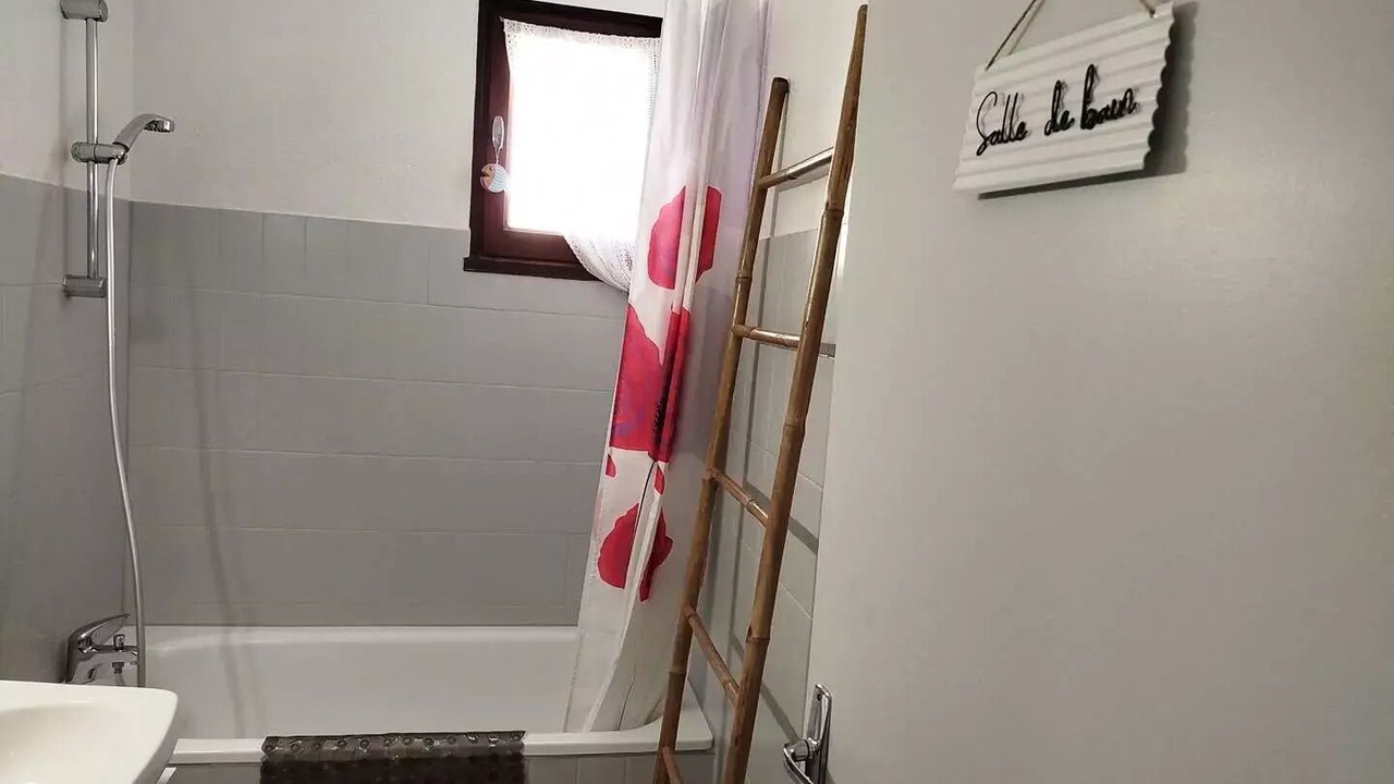 Photo of Bathroom in Saint-Cyprien Plage