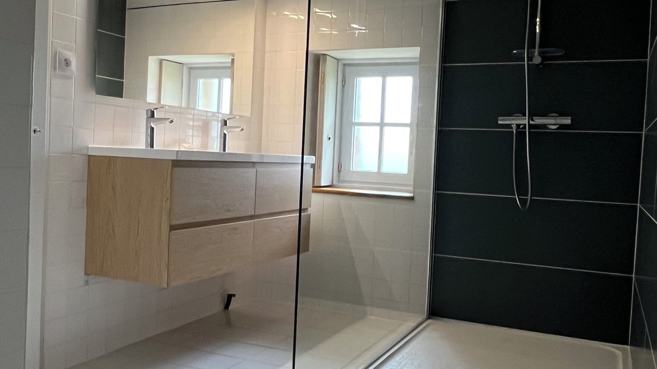 Photo of Bathroom in Beaulieu-sous-la-Roche