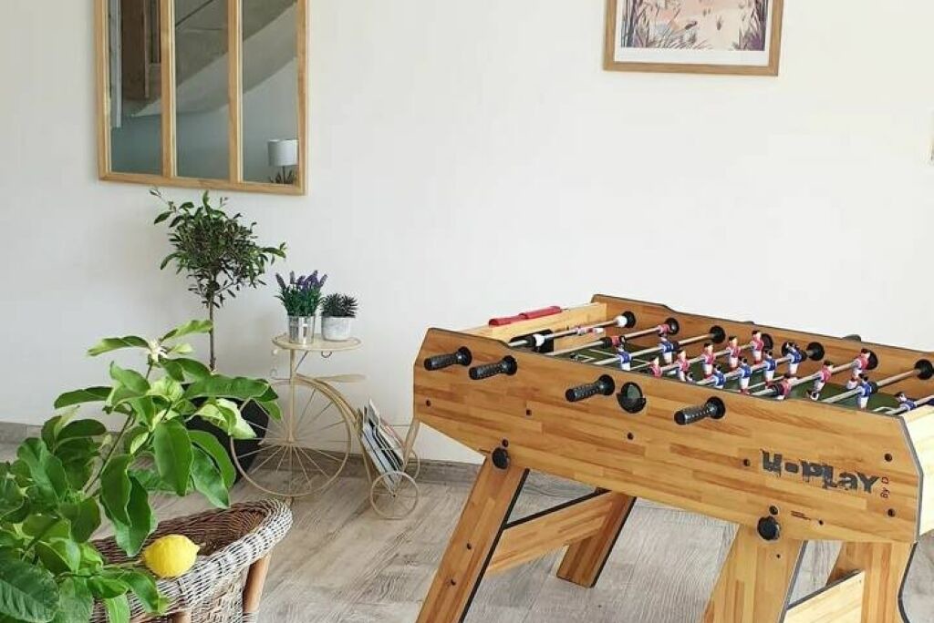 Photo of Bedroom in Belhomert-Guehouville