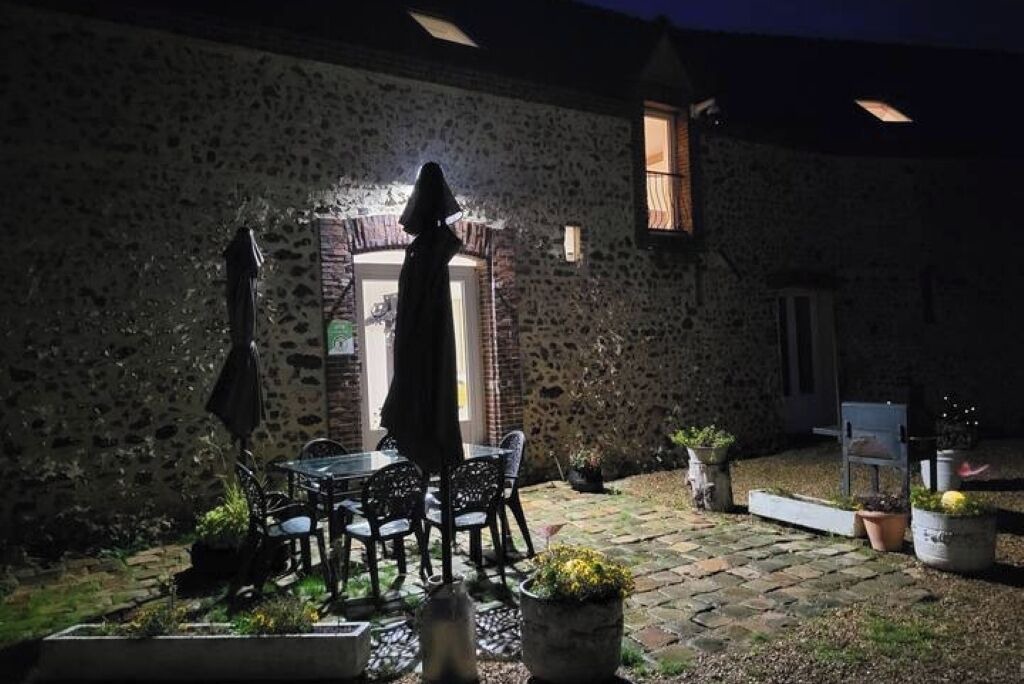 Photo of Outdoor in Belhomert-Guehouville