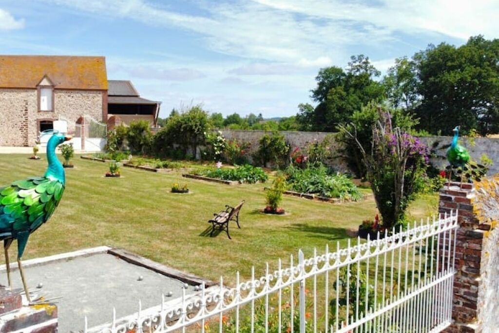 Photo of Outdoor in Belhomert-Guehouville