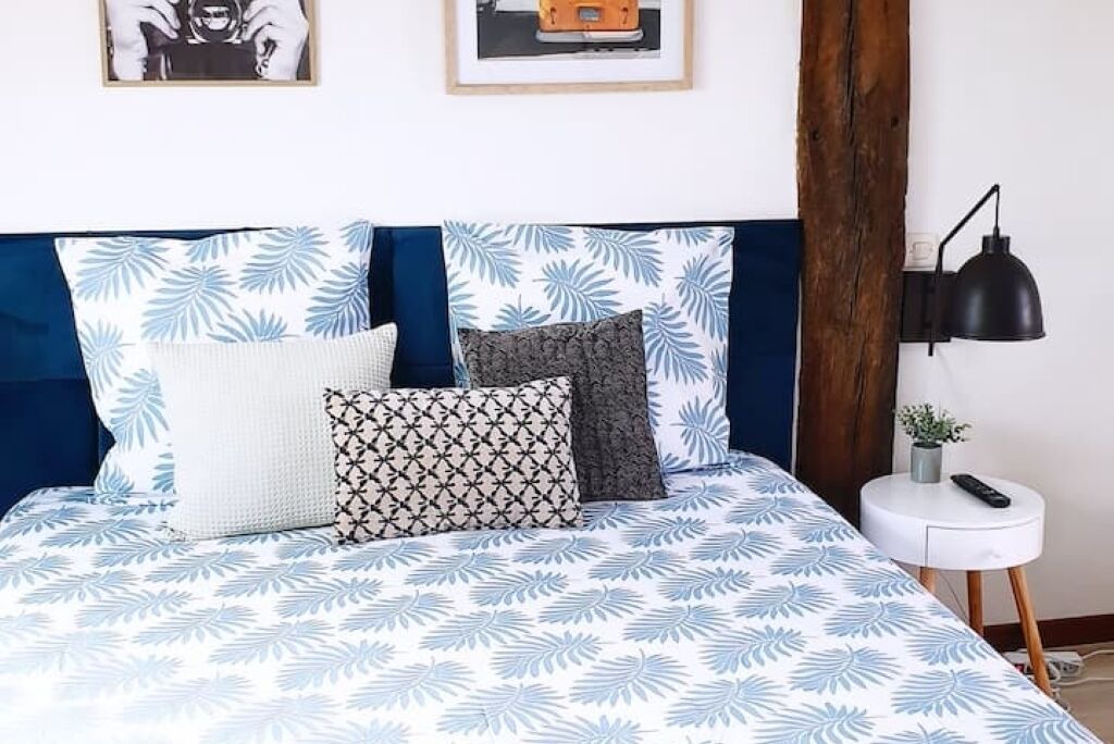 Photo of Bedroom in Belhomert-Guehouville