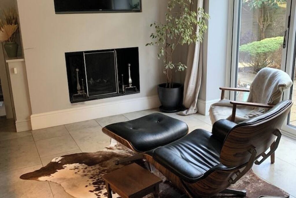 Photo of Others in Nutfield