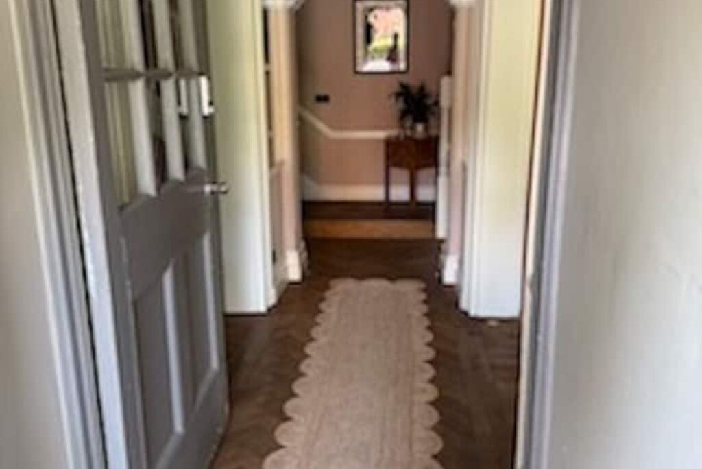 Photo of Others in Nutfield