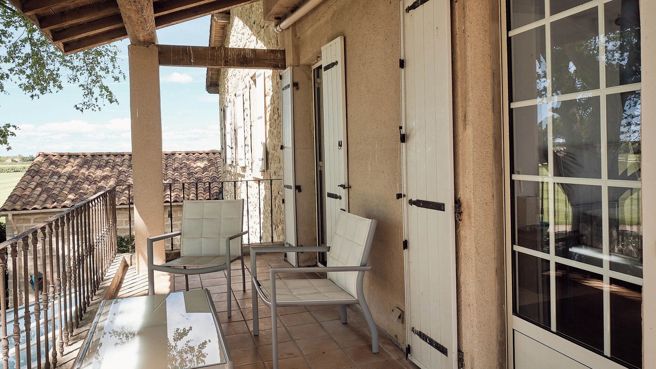 Photo of Patio Balcony in Saint-Laurent-d'Aigouze