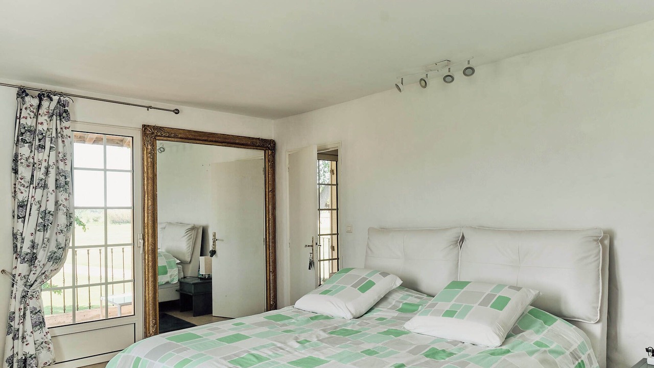 Photo of Bedroom in Saint-Laurent-d'Aigouze