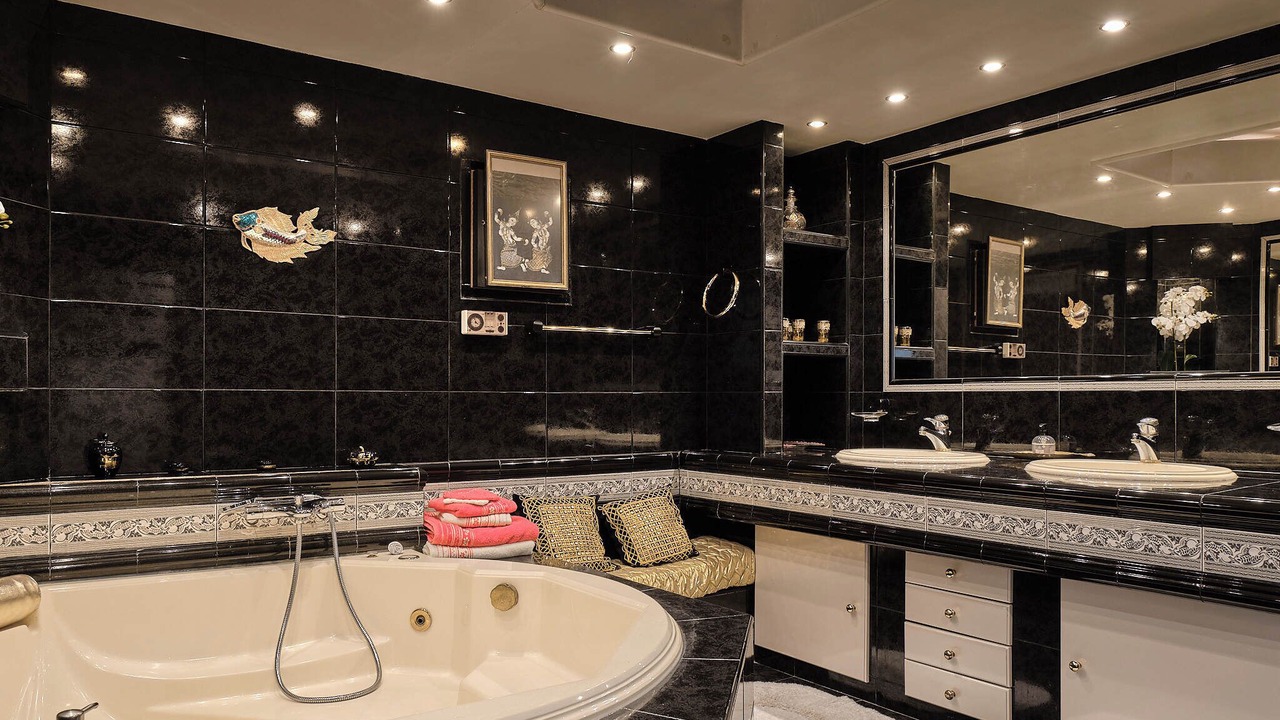 Photo of Bathroom in Saint-Laurent-d'Aigouze