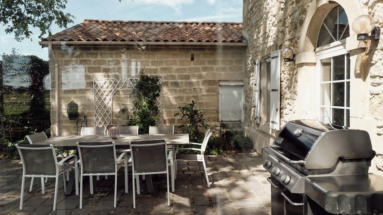 Photo of Outdoor in Saint-Laurent-d'Aigouze