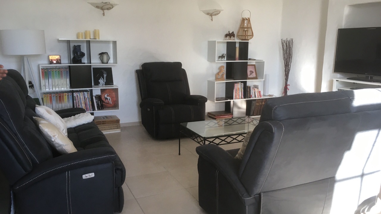 Photo of Livingroom in Saint-Laurent-d'Aigouze