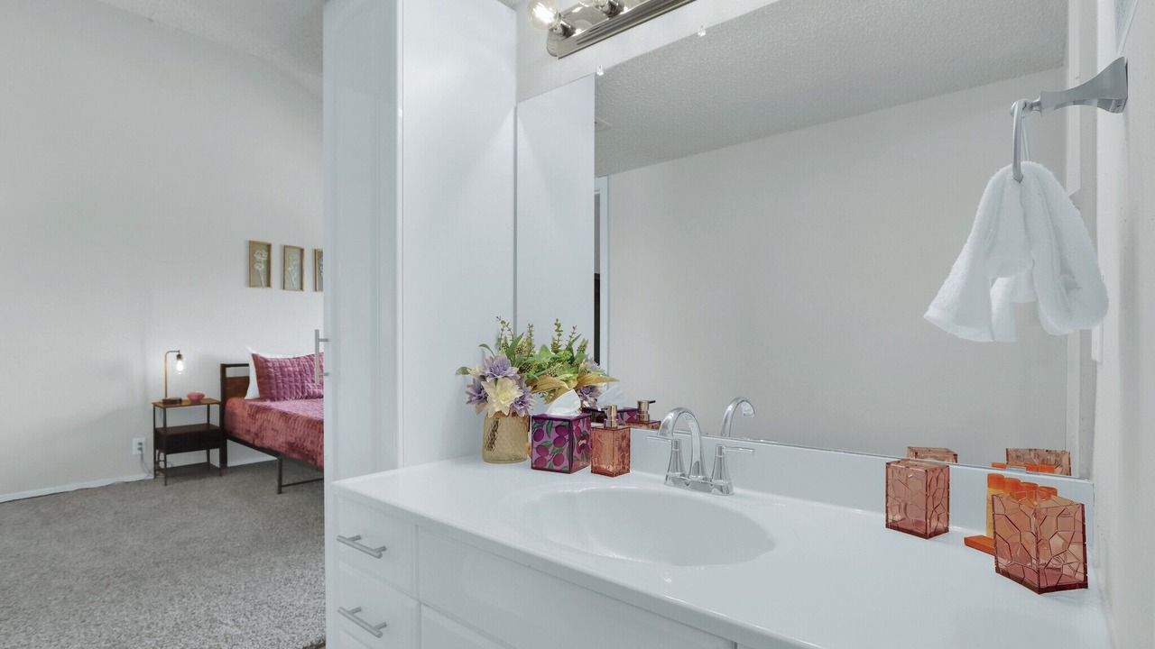 Photo of Bathroom in Point Venture