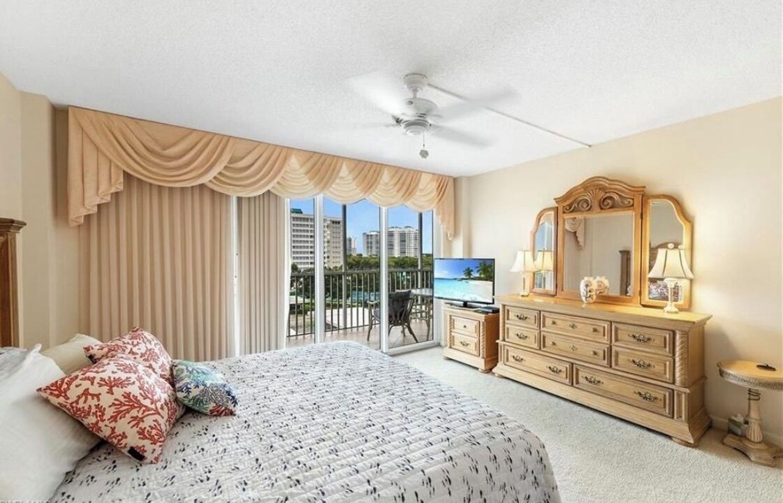 Photo of Bedroom in Vanderbilt Beach