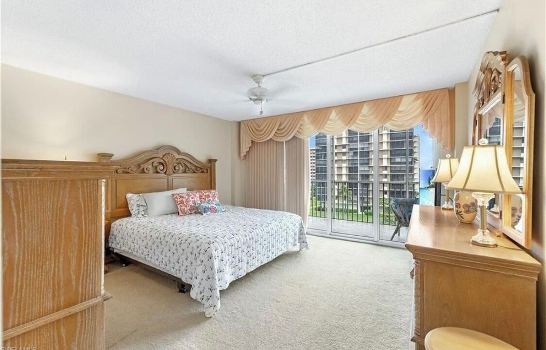 Photo of Bedroom in Vanderbilt Beach