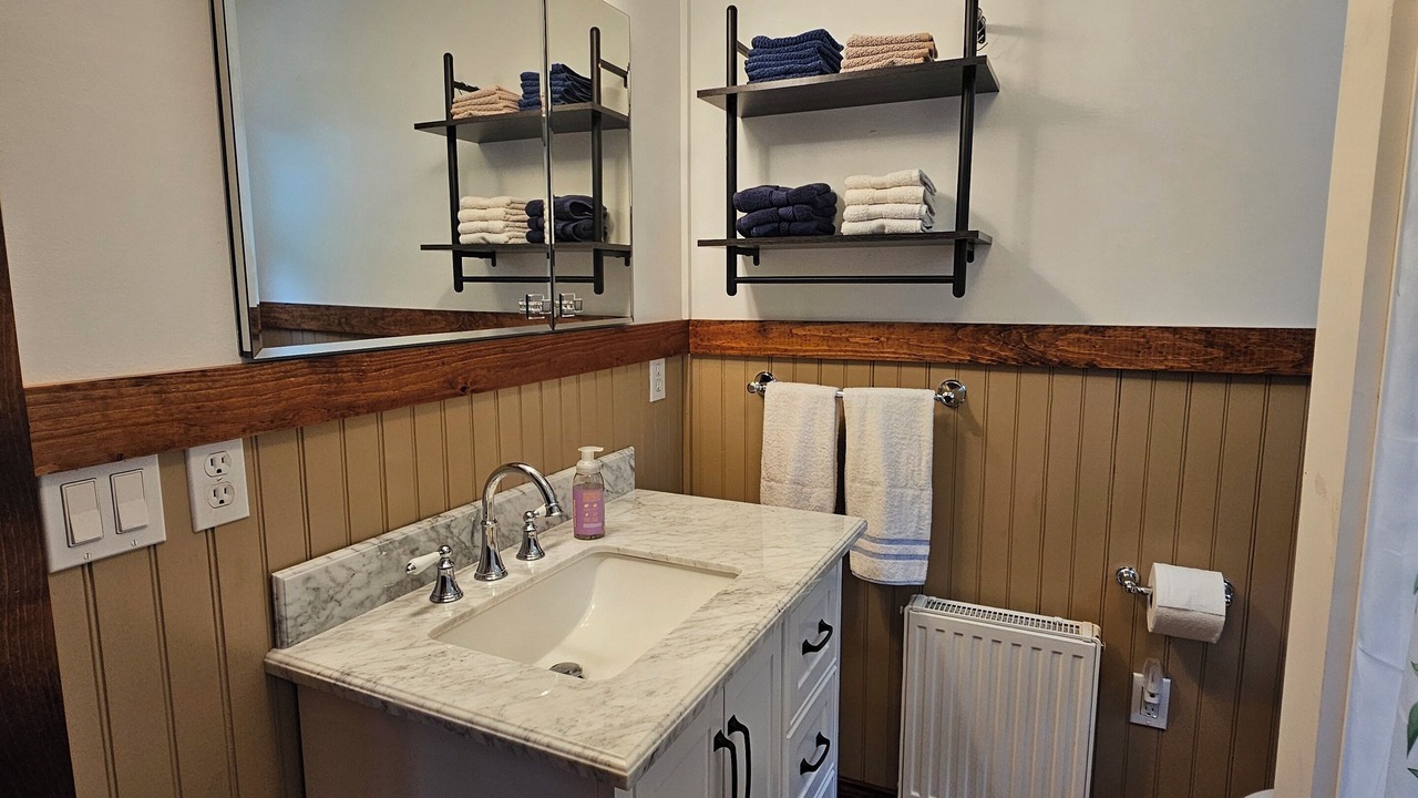 Photo of Bathroom in Town of Piercefield