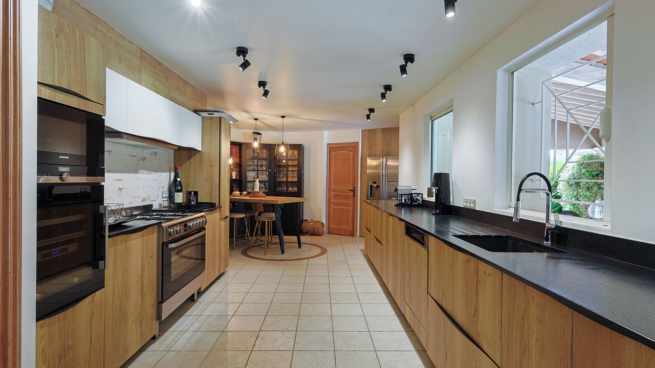 Photo of Kitchen in La Crau