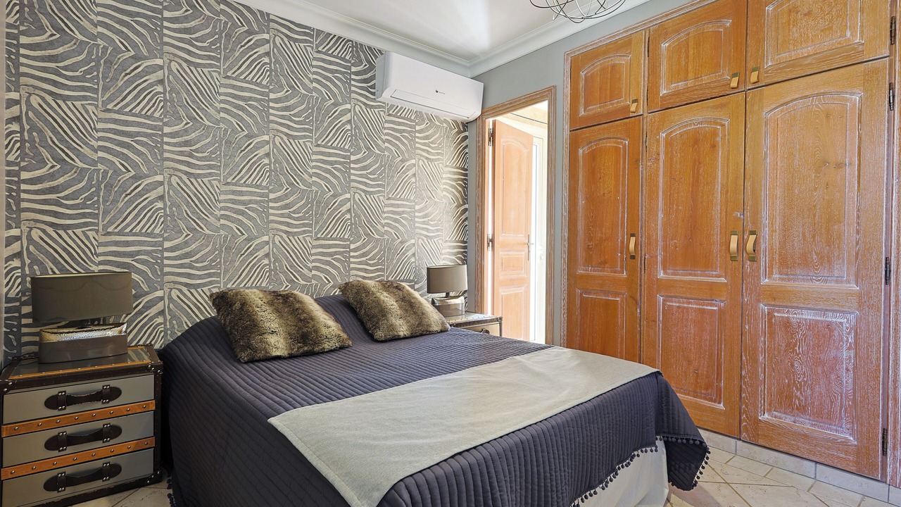 Photo of Bedroom in La Crau