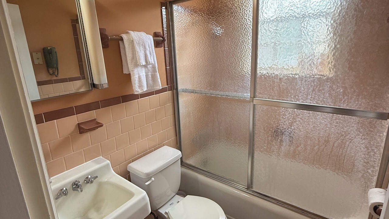Photo of Bathroom in Martinsville