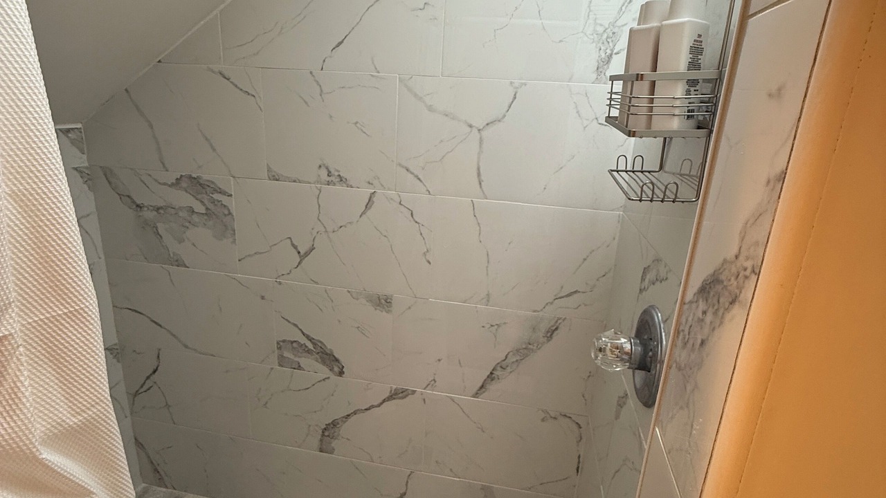 Photo of Bathroom in Martinsville