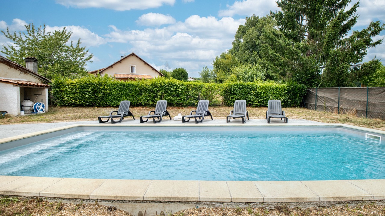 Photo of Outdoor in Saint-Germain-du-Salembre