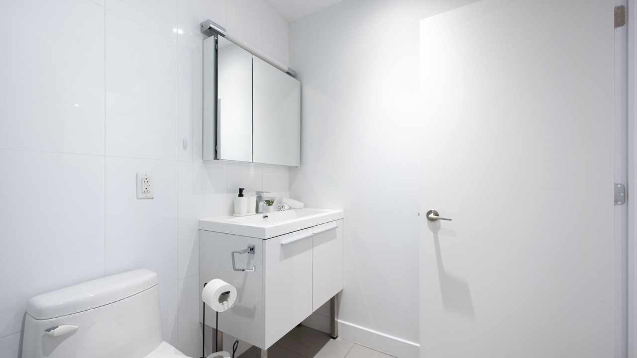Photo of Bathroom in Cite Multimedia