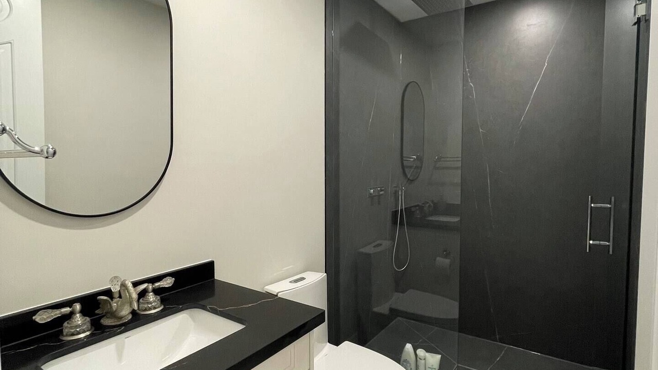 Photo of Bathroom in Thornhill
