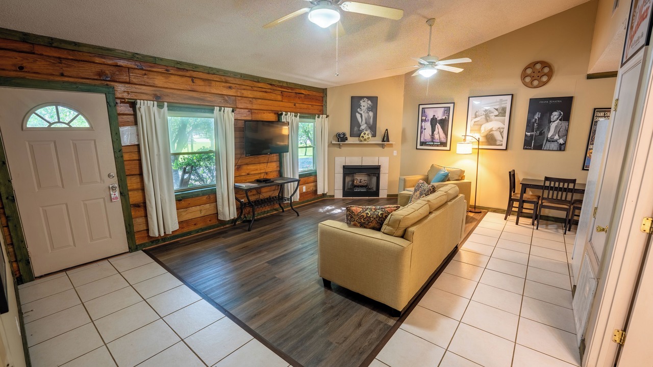 Photo of Livingroom in Buchanan