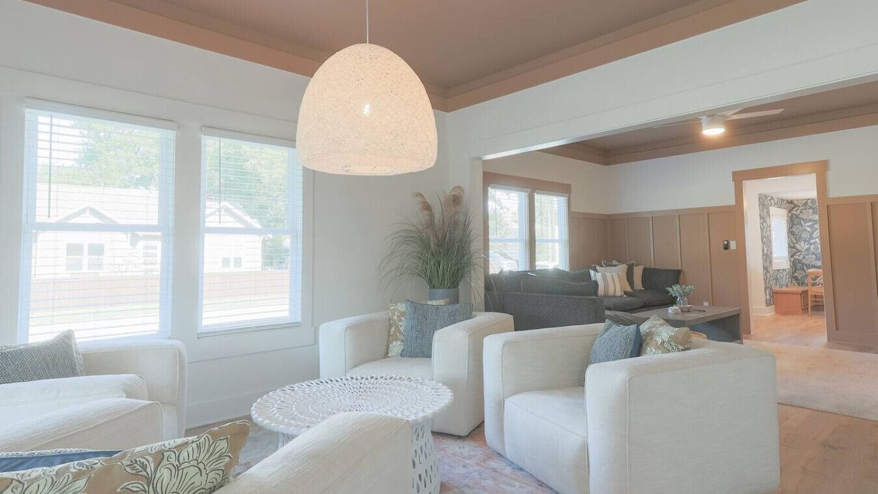Photo of Livingroom in Broken Arrow