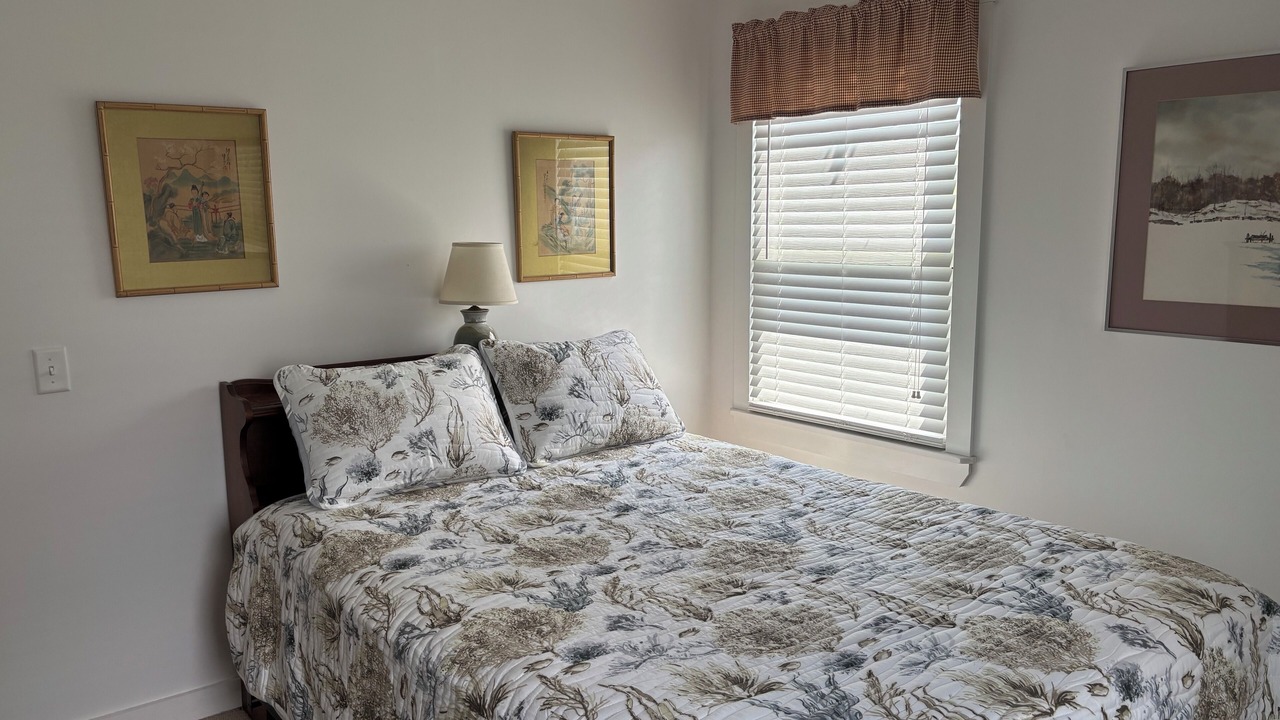Photo of Bedroom in Cutler