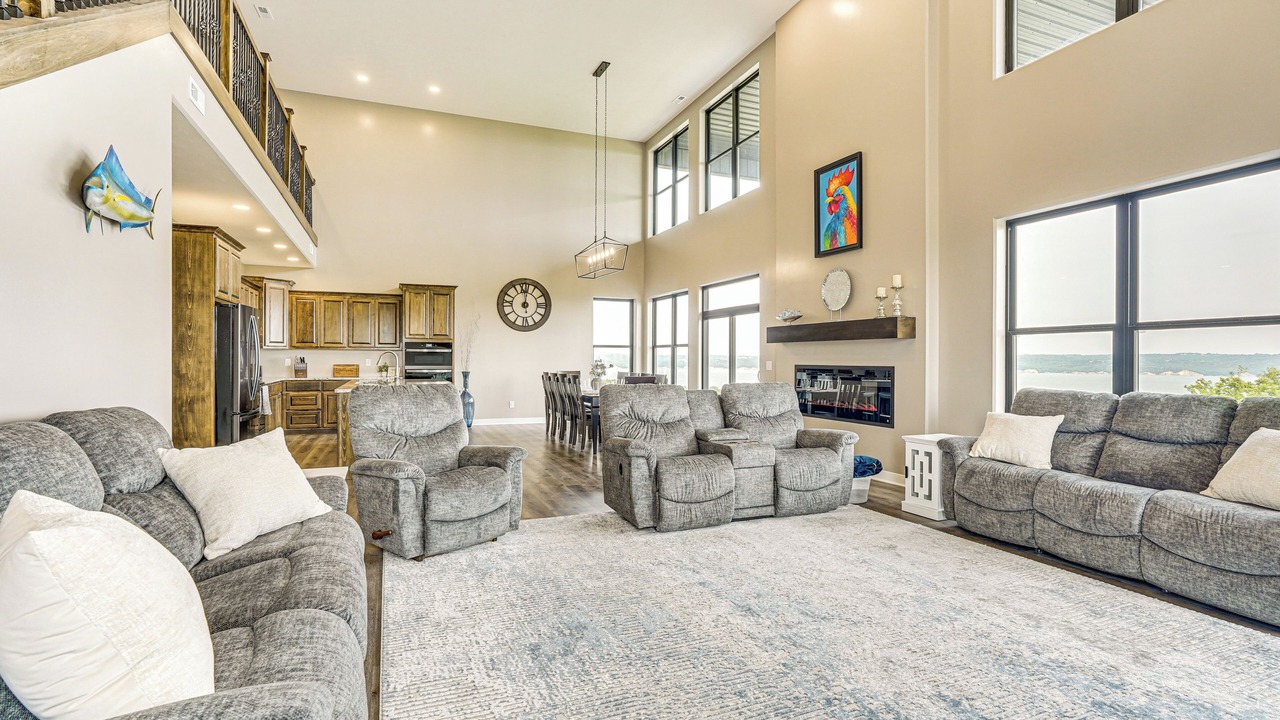 Photo of Livingroom in Crofton