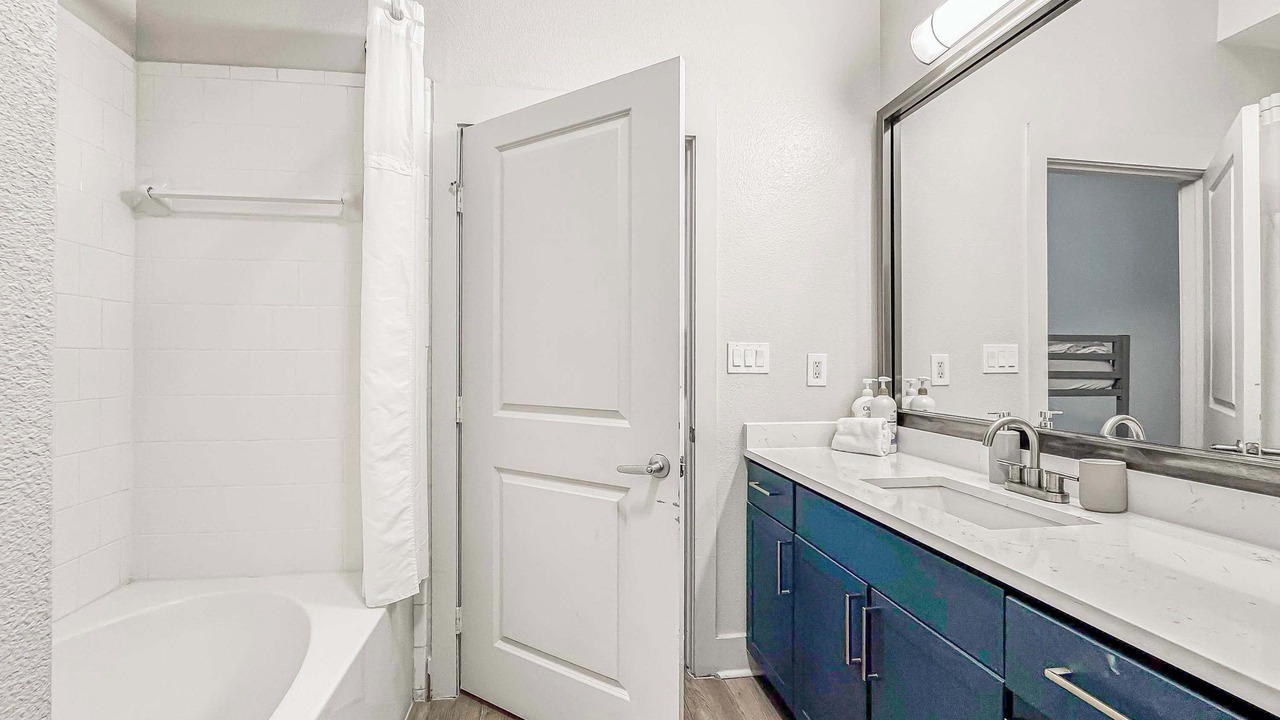 Photo of Bathroom in Deep Ellum