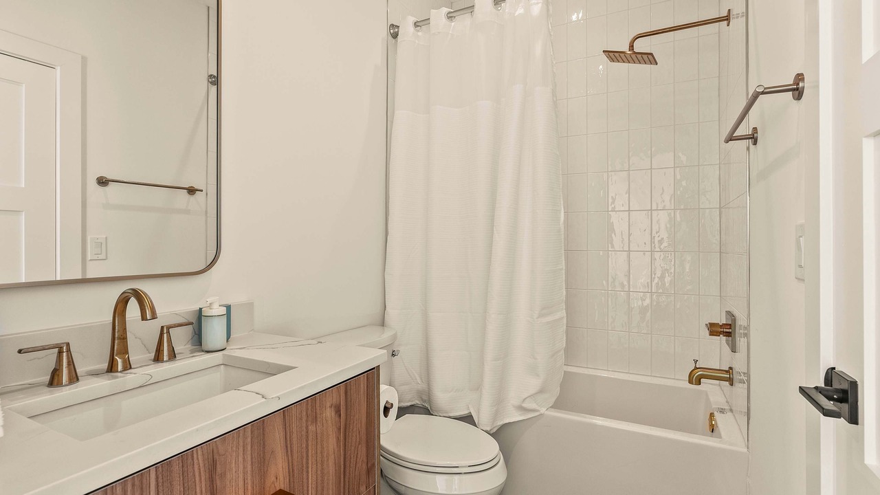 Photo of Bathroom in Old East Dallas