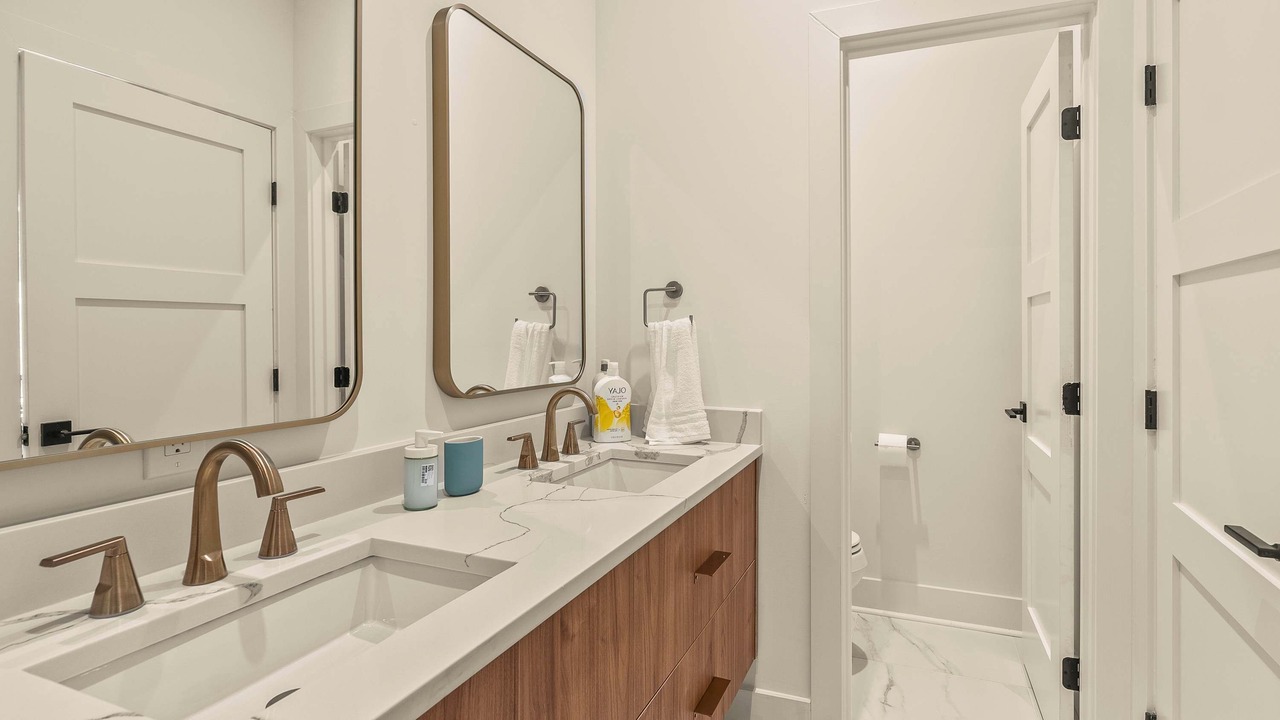 Photo of Bathroom in Old East Dallas