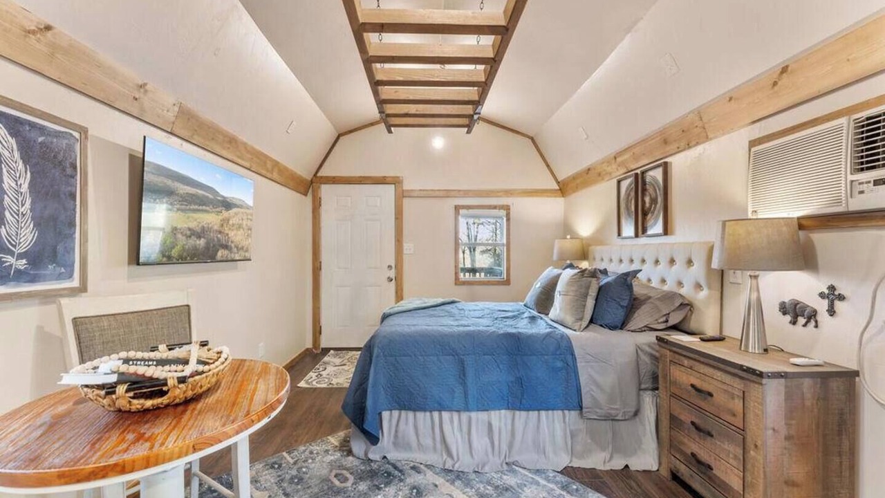 Photo of Bedroom in Jasper