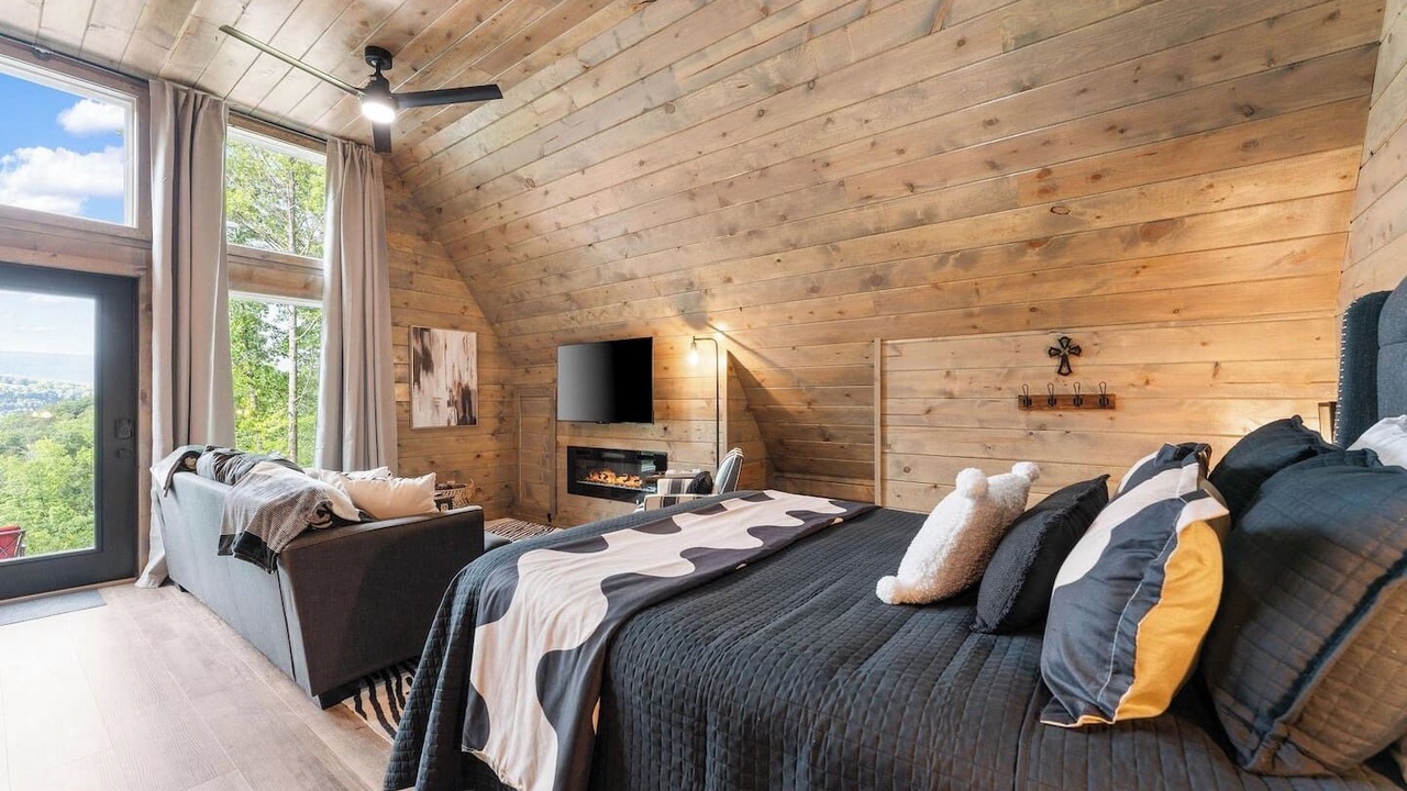Photo of Bedroom in Jasper